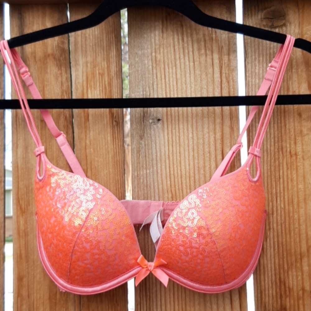 Victoria's secret plunge push up bra pink sequin